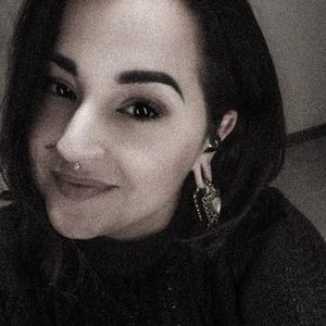 Meet your Posher, Carolyn